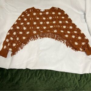 House of Harlow 1960 crochet fringe l/s pullover poncho top one size